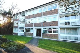 3 bedroom Flat for s...